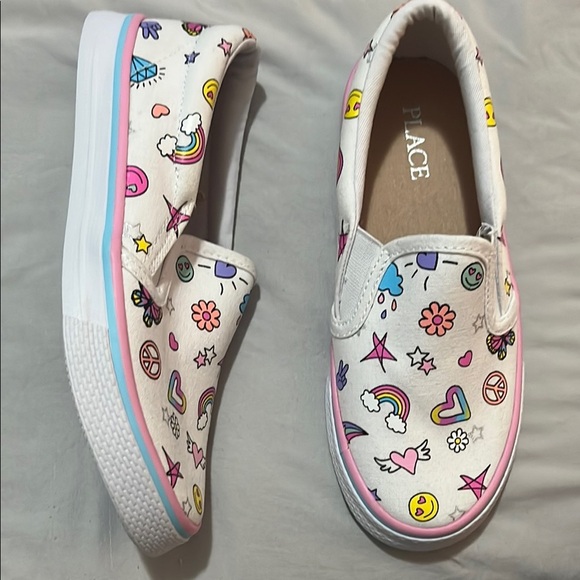 Place Other - Place White and Pink Sneakers with Playful Prints